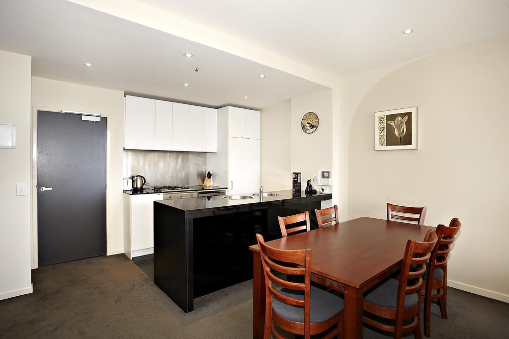 Astra Apartments Melbourne Camera foto